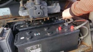 maintenance batterie poids lourd